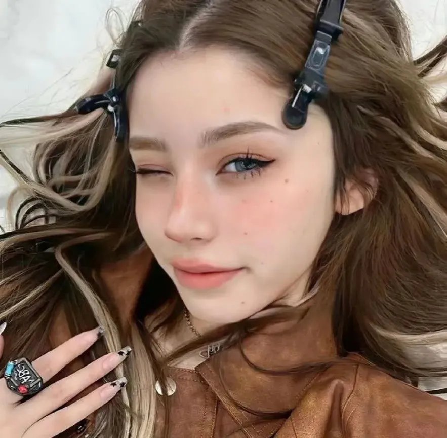瑞典少女